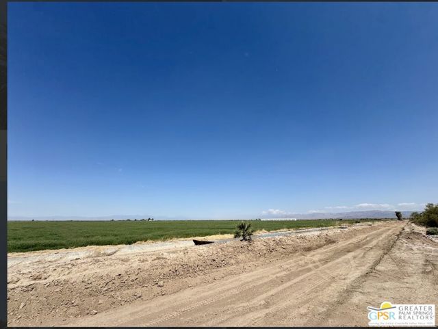 0 Noffsinger, Niland CA: https://media.crmls.org/mediaz/e8e7c4e9-18b3-4dbc-815e-ec2ff7c9ce40.jpg
