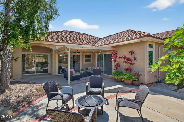 28 San Bernardino Avenue, Ventura CA: https://media.crmls.org/mediaz/e8e81146-ebe8-47ee-af00-e59d95185ff4.jpg