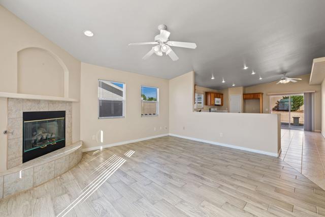 19-web-or-mls-8M4A4617
