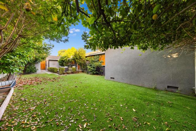 Image 44 of 52 For 1691 Santa Lucia Drive