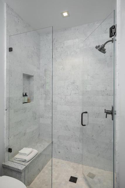 240 Valparaiso Avenue, Atherton CA: https://media.crmls.org/mediaz/e8ea6221-f2d5-4d04-b70a-e965c170c907.jpg