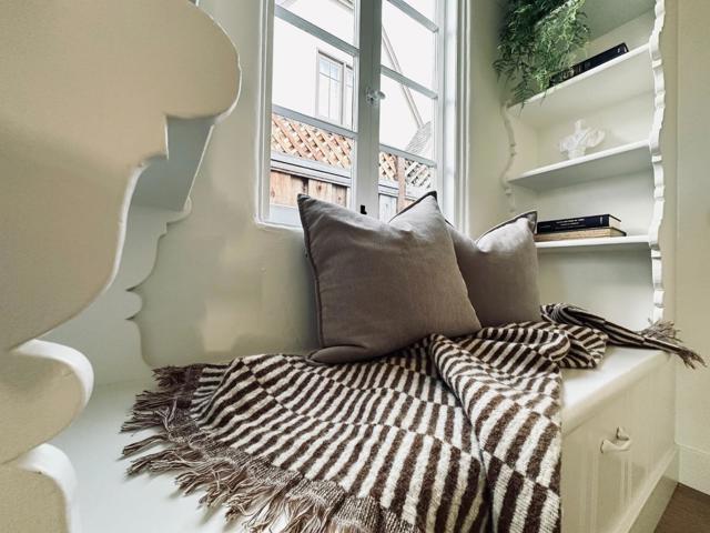 1183 Yosemite Avenue, San Jose CA: https://media.crmls.org/mediaz/e8ea8cd6-c045-4c59-9bfc-21aa03d95f83.jpg