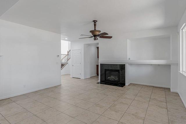 1619 Tumbleweed Way, Los Banos CA: https://media.crmls.org/mediaz/e8eb25d9-856f-44b9-9c32-1cee30faa6c8.jpg