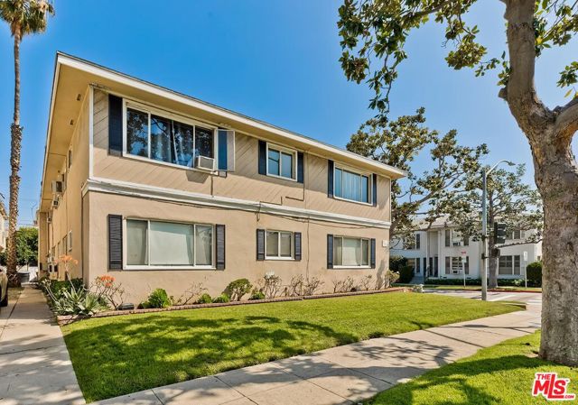 272 Doheny Drive, Beverly Hills, California 90211, ,Multi-Family,For Sale,Doheny,24366373
