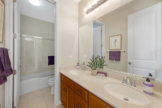7634 Alister Court, Gilroy CA: https://media.crmls.org/mediaz/e8ebe97c-34c5-4108-b592-1eaaaec40ec9.jpg