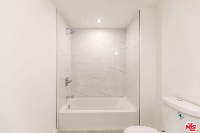 1227 N Berendo Street, Los Angeles CA: https://media.crmls.org/mediaz/e8ec75ac-5ae7-43f5-adf3-83a08bd5fee1.jpg