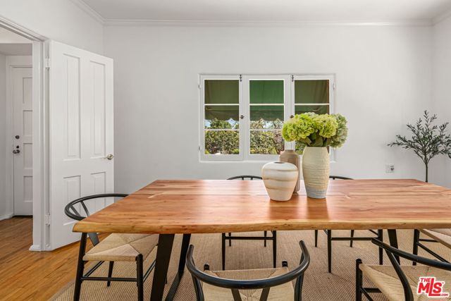 10815 Rochester Avenue, Los Angeles CA: https://media.crmls.org/mediaz/e8ed3897-b9b9-4fdc-b86e-5dbcf1454e04.jpg