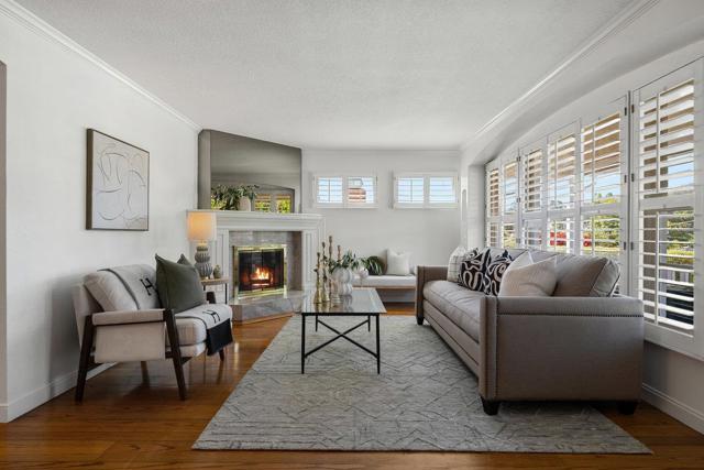 403 Santa Florita Avenue, Millbrae CA: https://media.crmls.org/mediaz/e8ede3ee-91f2-41bb-9175-2d54576097cc.jpg