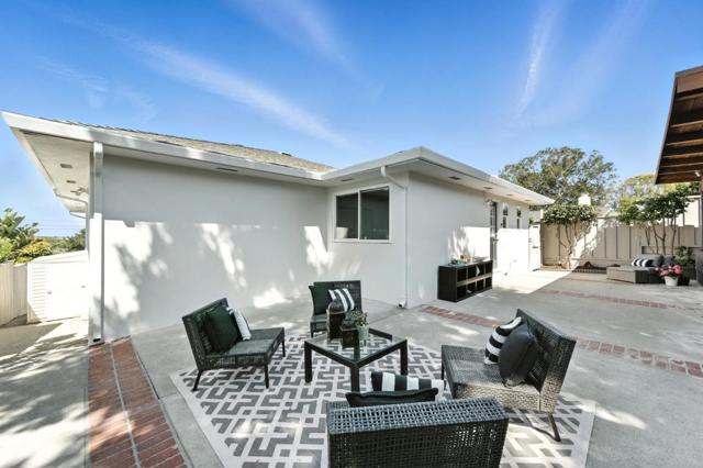 1414 Shafter Street, San Mateo CA: https://media.crmls.org/mediaz/e8ee005e-539d-4af0-ae42-877c414a608b.jpg