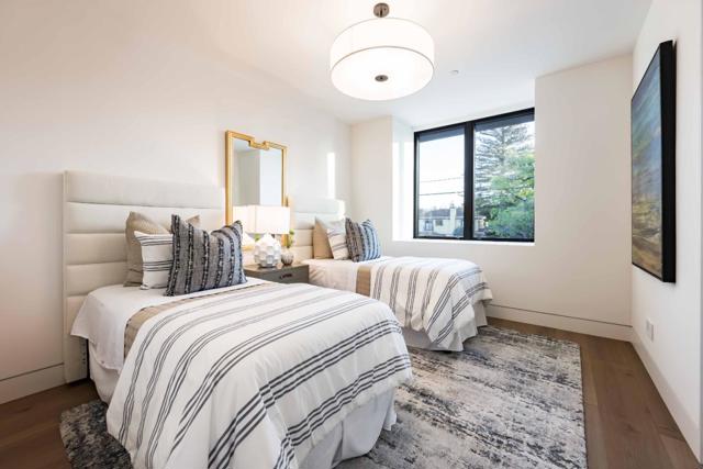 1080 Cotton Street, Menlo Park CA: https://media.crmls.org/mediaz/e8ee54c0-064f-4257-96b7-99be66399864.jpg