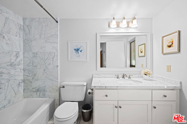 1622 Michael Lane, Pacific Palisades CA: https://media.crmls.org/mediaz/e8eea0f7-83f6-4d95-987a-24ca90a271a6.jpg