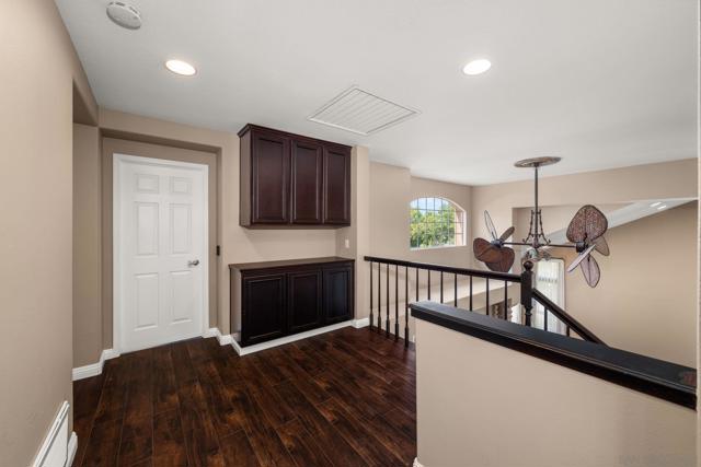 14058 Pearson CT, Rancho Cucamonga CA: https://media.crmls.org/mediaz/e8eedc55-da77-4b84-80da-a8fd1dc5566b.jpg
