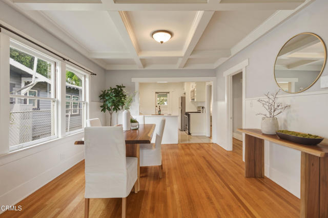 Detail Gallery Image 6 of 21 For 463 Toolen Pl, Pasadena,  CA 91103 - 3 Beds | 2 Baths