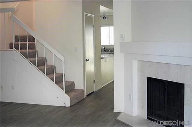 1112 1118 Thomas Avenue, San Diego CA: https://media.crmls.org/mediaz/e8ef2f70-22ab-46b3-9b15-8017fd2da287.jpg