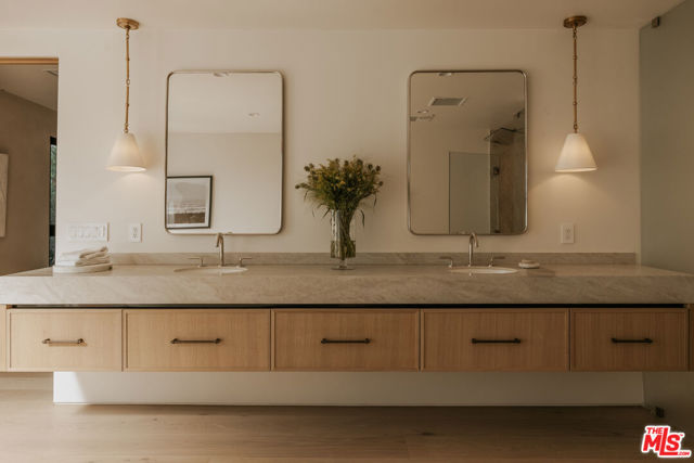3 Bed Home for Sale in Los Angeles, California
