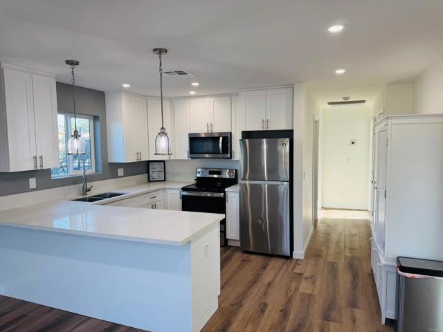 Detail Gallery Image 2 of 8 For 1134 S Orange St, Escondido,  CA 92025 - 3 Beds | 2 Baths