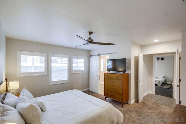 7832 Cinnabar Dr, La Mesa CA: https://media.crmls.org/mediaz/e8f06e97-38f1-4a23-ad24-3e6727a35de8.jpg