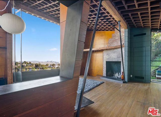 8663 Nash Drive, Los Angeles CA: https://media.crmls.org/mediaz/e8f0ae53-4d3f-46a6-8cee-9961a2fc89c4.jpg