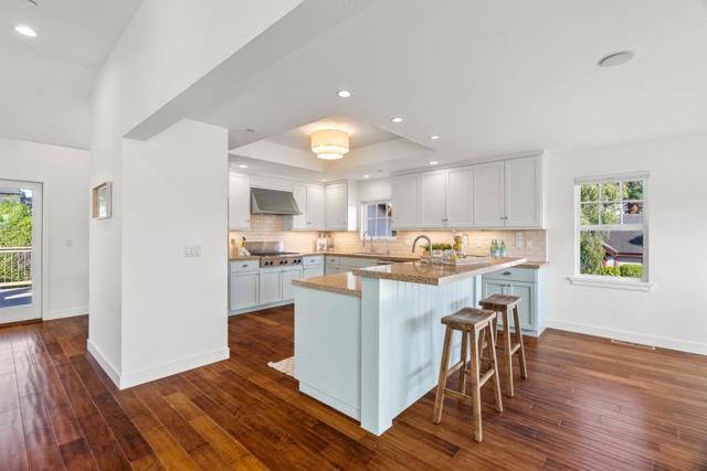 2200 Dolphin Drive, Aptos CA: https://media.crmls.org/mediaz/e8f1b58a-bb2f-4ea2-9e33-77c8001483b5.jpg