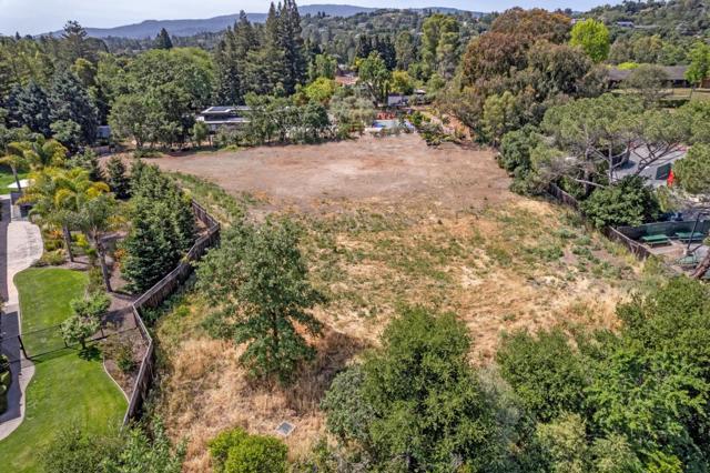 27121 W Fremont Road, Los Altos Hills CA: https://media.crmls.org/mediaz/e8f1fecd-7a3a-42ee-a7fd-e4ee725092ef.jpg