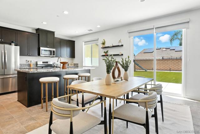 30499 Ridgely Way, Menifee CA: https://media.crmls.org/mediaz/e8f24c6d-efa0-4766-93dd-5f62455998b5.jpg