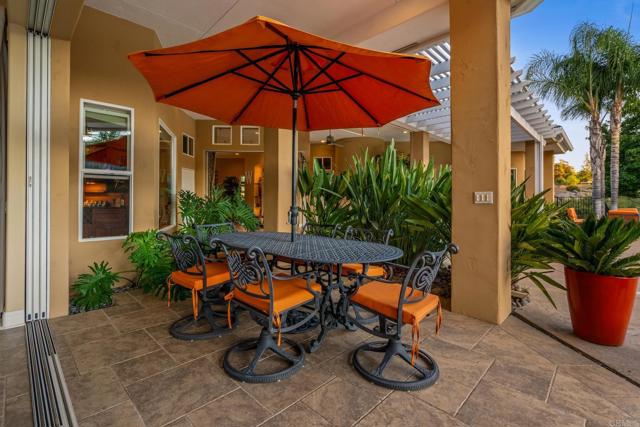 2772 Firebrand Drive, Alpine CA: https://media.crmls.org/mediaz/e8f43df2-20fc-45aa-9745-4d57cc06ccc2.jpg