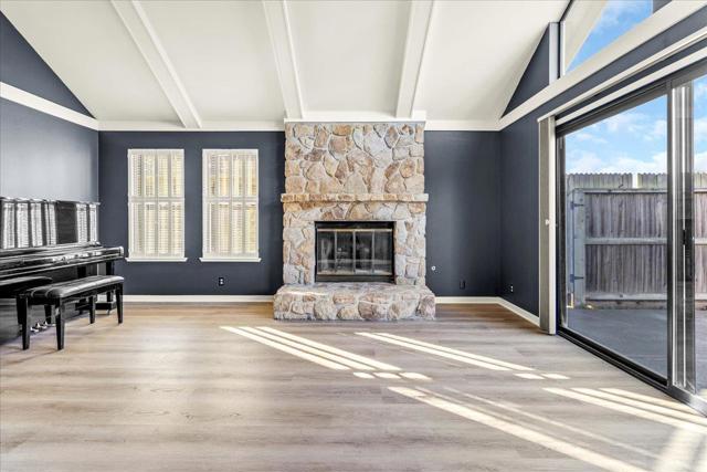 118 Nissen Road, Salinas CA: https://media.crmls.org/mediaz/e8f49d78-f973-4da4-a0af-25d8753eb0c9.jpg