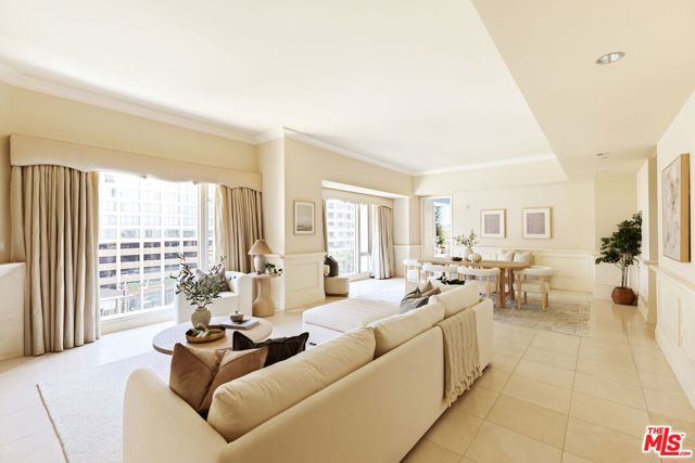 10727 Wilshire Boulevard, Los Angeles CA: https://media.crmls.org/mediaz/e8f51e87-f68d-4e3f-a96b-ab4c8788d1b6.jpg