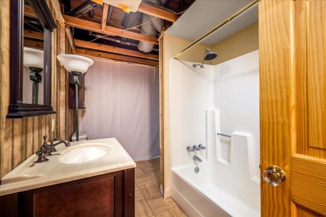 Image 40 of 58 For 21775 Vista Road