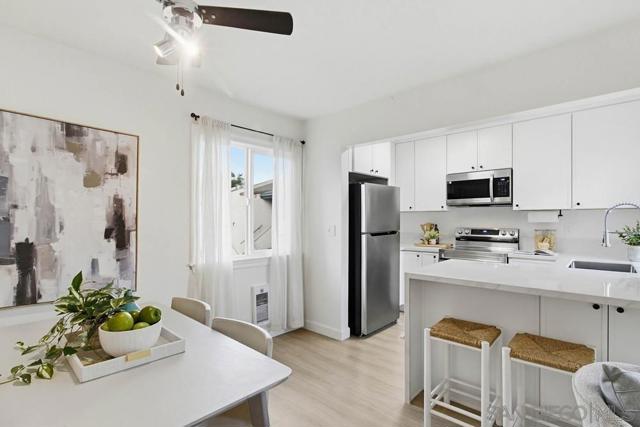 Image 11 of 48 For 3242 Ashford St  K