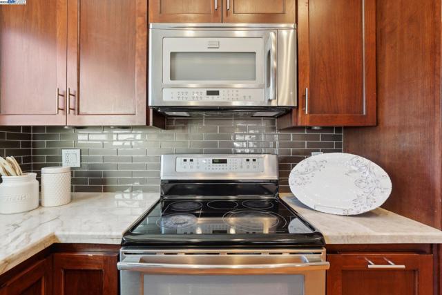 Image 16 of 59 For 34348 Atteridge Ct