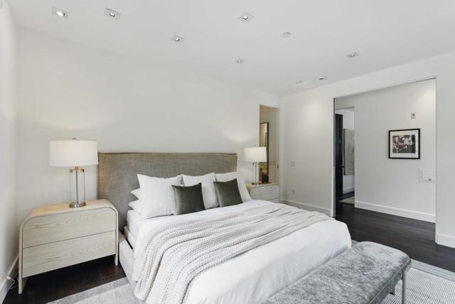 642 Middlefield Road, Palo Alto CA: https://media.crmls.org/mediaz/e8f66169-877c-4d74-a329-f07a595fd6a7.jpg