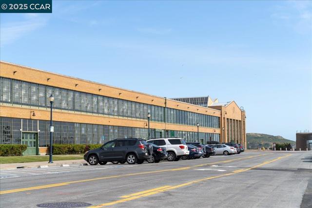 4207 Markovich Ct, Richmond CA: https://media.crmls.org/mediaz/e8f79b1f-07ab-40a5-983b-82c4cf212198.jpg