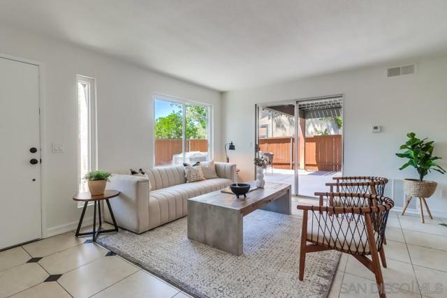 10262 Michala, Santee CA: https://media.crmls.org/mediaz/e8f85ac5-e22b-4f35-b55e-f992bbf6951d.jpg