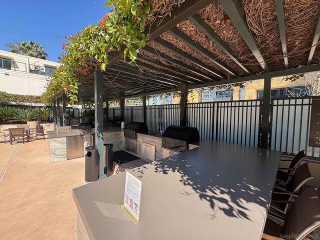 1205 Pacific Hwy, San Diego CA: https://media.crmls.org/mediaz/e8f86748-6350-48f9-8bcb-2fe0a9c55ff3.jpg