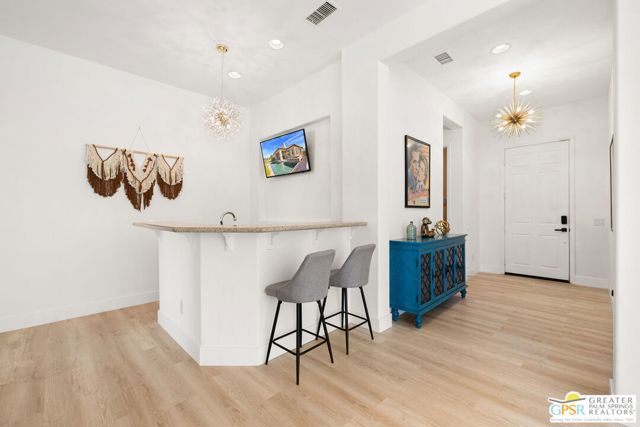 65 Shoreline Drive, Rancho Mirage, CA 92270