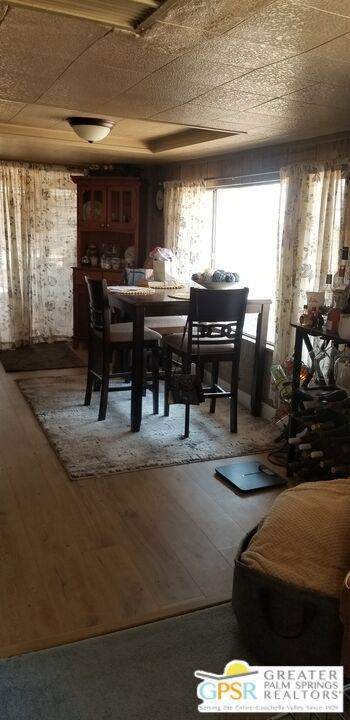 31750 Selmadolph Street, Lucerne Valley CA: https://media.crmls.org/mediaz/e8f92c73-f022-4564-896a-c5cafda2c790.jpg