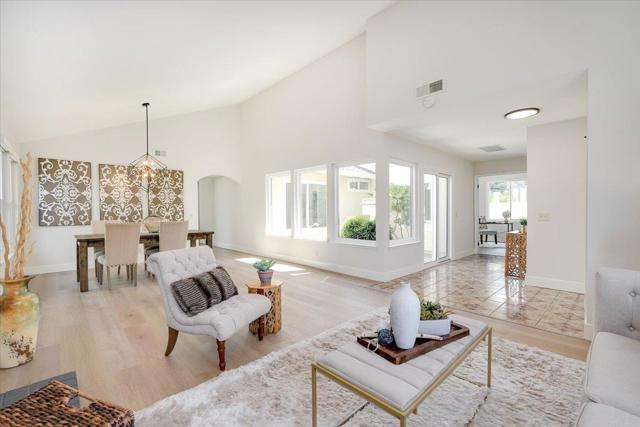 505 Drake Court, Foster City CA: https://media.crmls.org/mediaz/e8fafe4b-090a-4d44-b93c-4ff7b62b933d.jpg