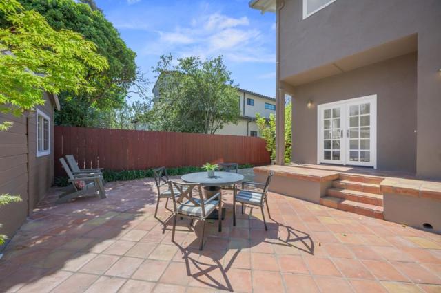 1249 Oak Street, San Mateo CA: https://media.crmls.org/mediaz/e8fbc6a7-65de-4518-8c94-e79e71b58a34.jpg