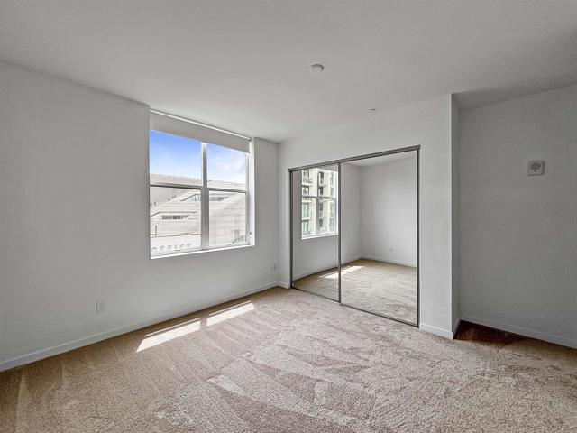 3047 North Park Way, San Diego CA: https://media.crmls.org/mediaz/e8fbccef-f8a6-4f50-8490-2f37538752e4.jpg