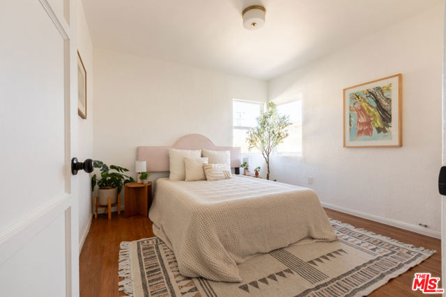 2722 Marine Avenue, Gardena CA: https://media.crmls.org/mediaz/e8fc80c5-a2a1-41a1-ae6a-6166cb74b829.jpg
