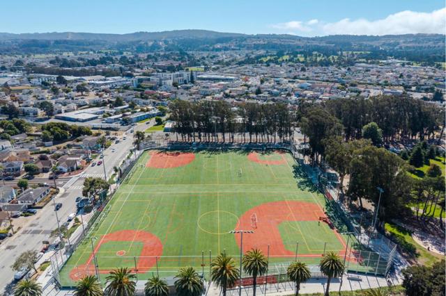 719 Circle Court, South San Francisco CA: https://media.crmls.org/mediaz/e8fca418-0905-46ed-b41b-b9f59079a619.jpg