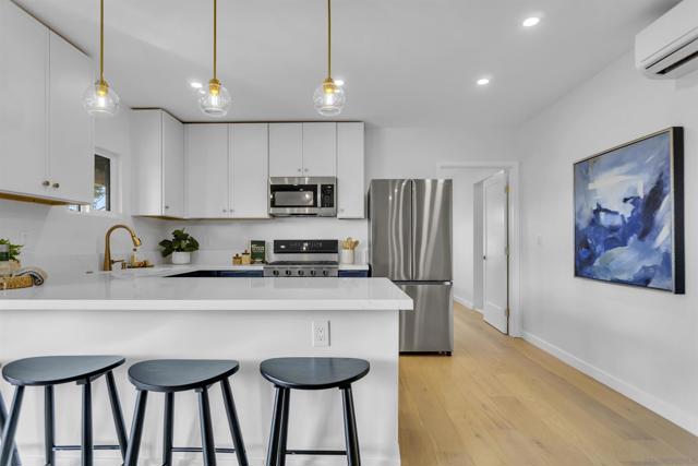 1777 Beryl St, San Diego CA: https://media.crmls.org/mediaz/e8fde108-bc48-458f-bd94-c26d384c364f.jpg