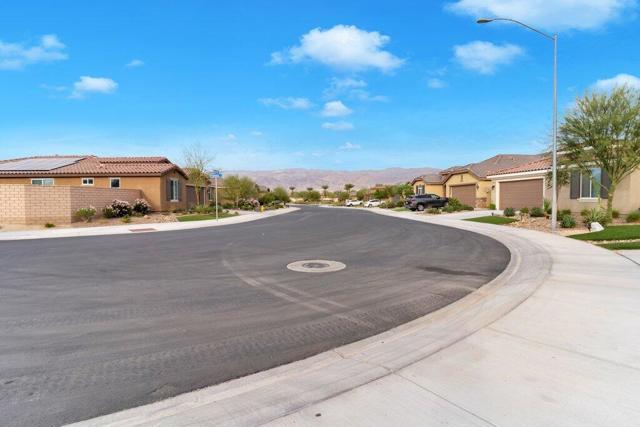 85647 Veneto Lane, Indio CA: https://media.crmls.org/mediaz/e8fdea00-e806-4b25-bea1-78d81c83bbca.jpg