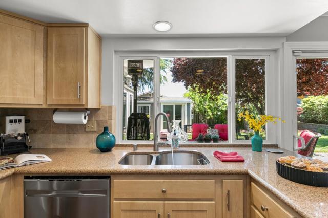 6176 Calle Del Conejo, San Jose CA: https://media.crmls.org/mediaz/e8feafe9-c186-4e62-9ed8-b4375195f776.jpg