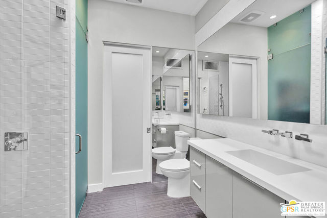 130 W Racquet Club Road, Palm Springs CA: https://media.crmls.org/mediaz/e8feda6f-61cd-4d18-b172-93ee660eeeaf.jpg