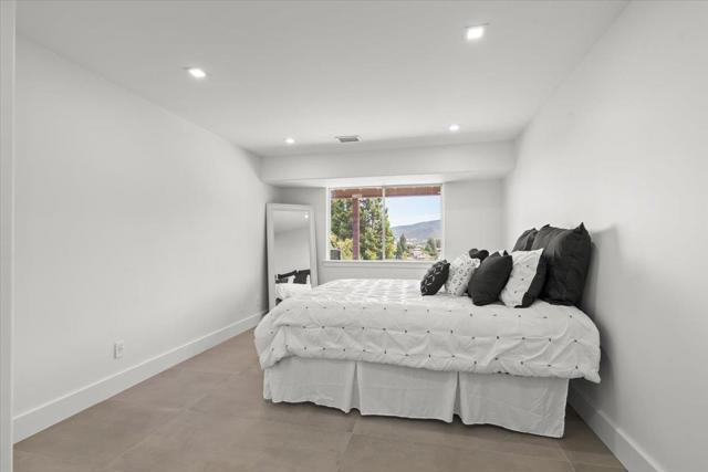1501 Welburn Avenue, Gilroy CA: https://media.crmls.org/mediaz/e8ff39fc-0b52-49aa-a985-06449eaa7c5f.jpg