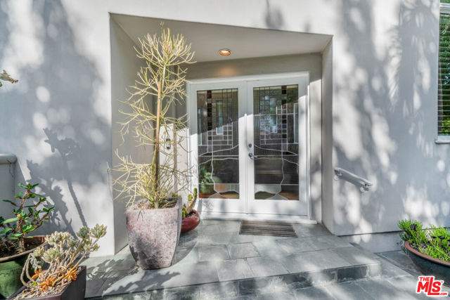 833 17th Street, 8 photo 5