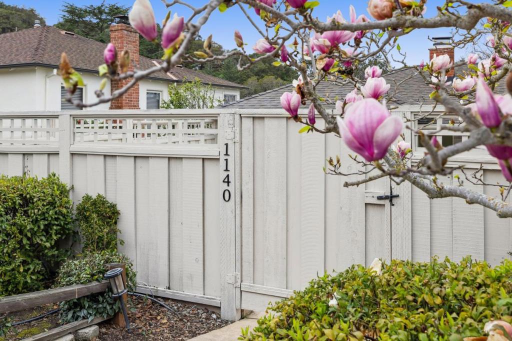 1140 Harbor Boulevard