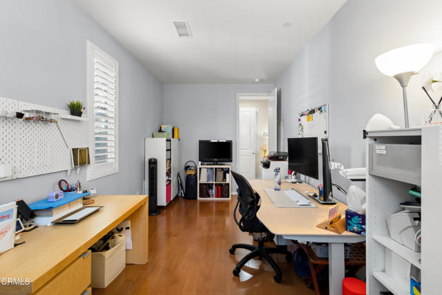 Detail Gallery Image 18 of 34 For 1365 Donegal Way, Oxnard,  CA 93035 - 3 Beds | 2/1 Baths